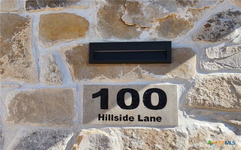 100 Hillside Lane, Lampasas, TX 76550, 4 Bedrooms Bedrooms, ,2 BathroomsBathrooms,Residential,For Sale,100 Hillside Lane,0,598924