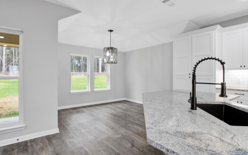 697 English Ln, Longview, TX 75605, 3 Bedrooms Bedrooms, ,2 BathroomsBathrooms,Residential,For Sale,697 English Ln,20246627