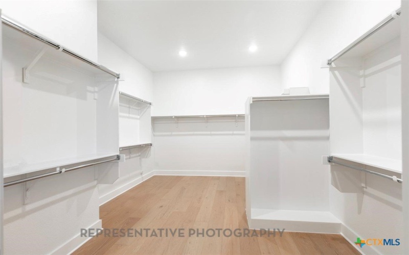 249 Jates Field Bend, Liberty Hill, TX 78642, 4 Bedrooms Bedrooms, ,5 BathroomsBathrooms,Residential,For Sale,249 Jates Field Bend,0,599385