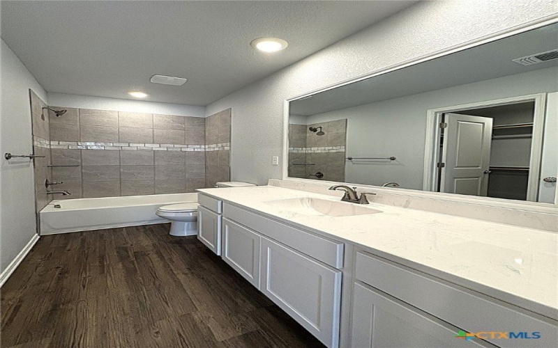 1202 Lexington Drive unit: A #A, Copperas Cove, TX 76522, 3 Bedrooms Bedrooms, ,2 BathroomsBathrooms,Residential Multi Family,For Sale,1202 Lexington Drive unit: A,0,599321