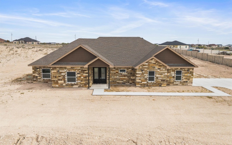 257 Buenos Aires Dr., Del Rio, TX 78840, 4 Bedrooms Bedrooms, ,2 BathroomsBathrooms,Residential,For Sale,257 Buenos Aires Dr.,0,207905