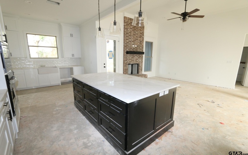 11786 Jayden Lane, Tyler, TX 75703, 3 Bedrooms Bedrooms, ,2 BathroomsBathrooms,Residential,For Sale,11786 Jayden Lane,0,25017442