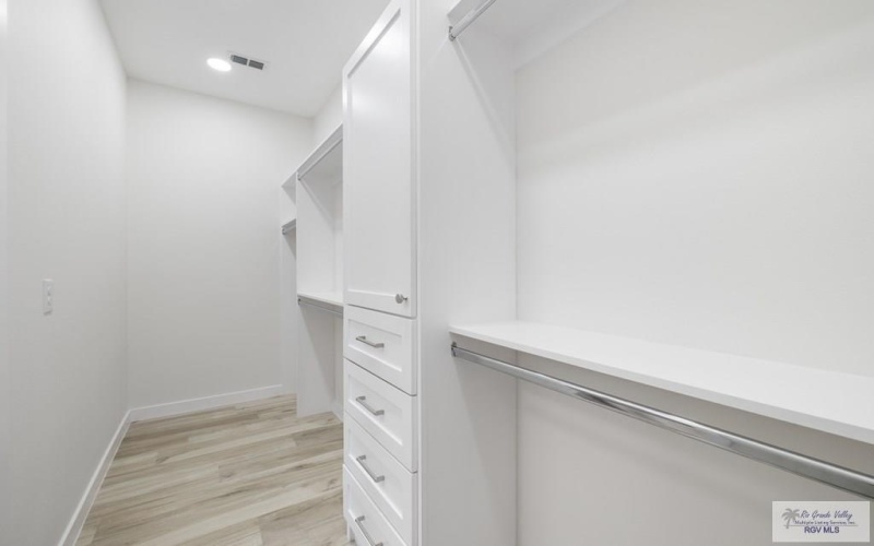 2920 ALEXA DR, BROWNSVILLE, TX 78526, 3 Bedrooms Bedrooms, ,2 BathroomsBathrooms,Residential,For Sale,2920 ALEXA DR,0,29769718