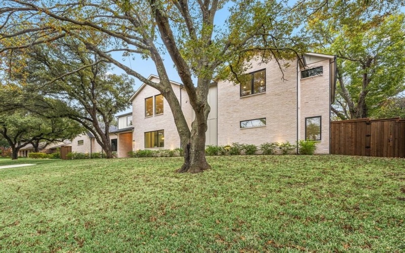 4208 Allencrest Lane, Dallas, TX 75244, 5 Bedrooms Bedrooms, ,7 BathroomsBathrooms,Residential,For Sale,4208 Allencrest Lane,0,21116151