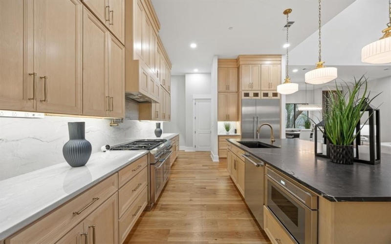 4208 Allencrest Lane, Dallas, TX 75244, 5 Bedrooms Bedrooms, ,7 BathroomsBathrooms,Residential,For Sale,4208 Allencrest Lane,0,21116151