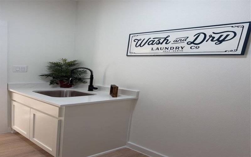 590 Anderson Ranch Road, Waxahachie, TX 75165, 3 Bedrooms Bedrooms, ,2 BathroomsBathrooms,Residential,For Sale,590 Anderson Ranch Road,0,21117744