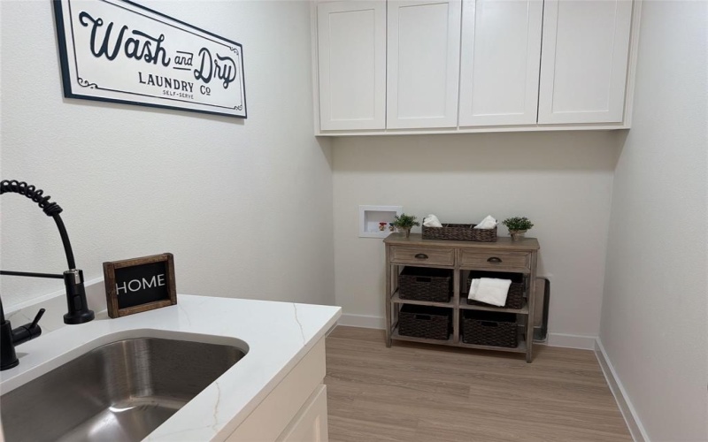 590 Anderson Ranch Road, Waxahachie, TX 75165, 3 Bedrooms Bedrooms, ,2 BathroomsBathrooms,Residential,For Sale,590 Anderson Ranch Road,0,21117744