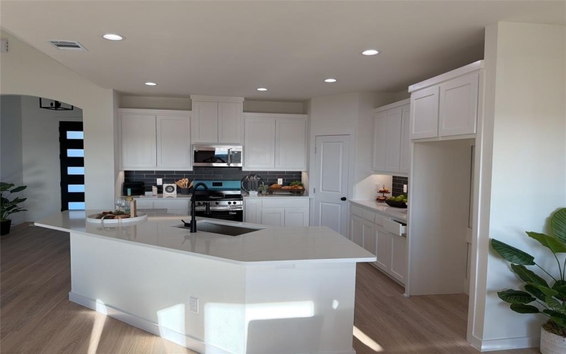 590 Anderson Ranch Road, Waxahachie, TX 75165, 3 Bedrooms Bedrooms, ,2 BathroomsBathrooms,Residential,For Sale,590 Anderson Ranch Road,0,21117744