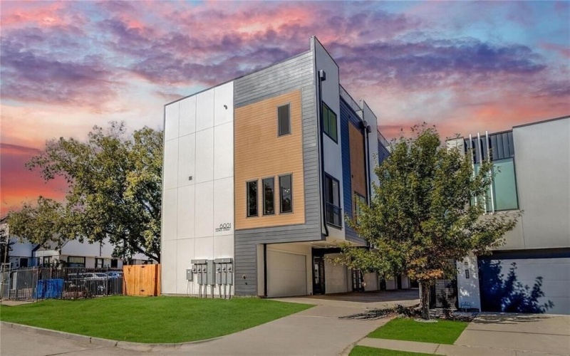 6001 Lewis Street, Dallas, TX 75206, 11 Bedrooms Bedrooms, ,10 BathroomsBathrooms,Residential Multi Family,For Sale,6001 Lewis Street,0,21119553