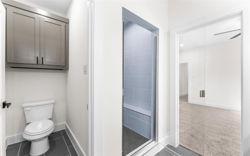 501 N Moore Street, Dallas, TX 75203, 3 Bedrooms Bedrooms, ,2 BathroomsBathrooms,Residential,For Sale,501 N Moore Street,0,21120606