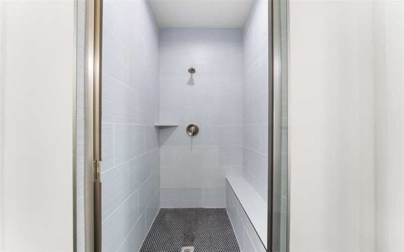 501 N Moore Street, Dallas, TX 75203, 3 Bedrooms Bedrooms, ,2 BathroomsBathrooms,Residential,For Sale,501 N Moore Street,0,21120606