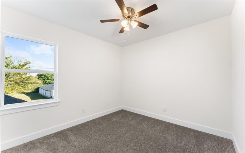 501 N Moore Street, Dallas, TX 75203, 3 Bedrooms Bedrooms, ,2 BathroomsBathrooms,Residential,For Sale,501 N Moore Street,0,21120606