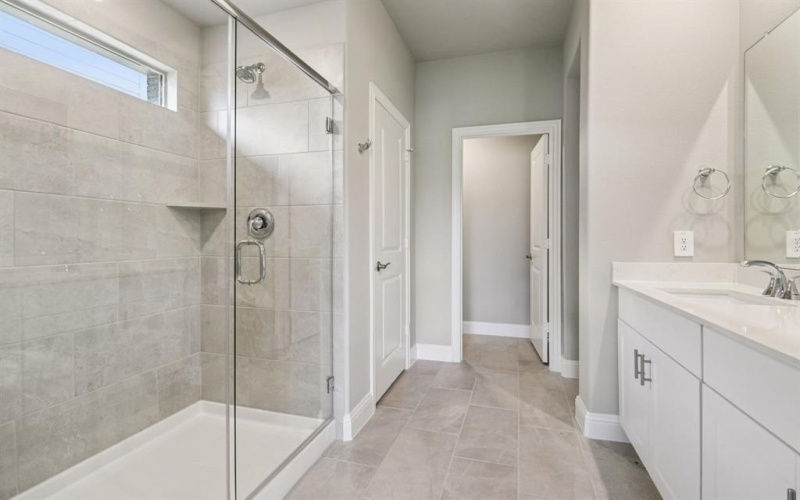 2210 Rannoch Street, Sherman, TX 75092, 4 Bedrooms Bedrooms, ,3 BathroomsBathrooms,Residential,For Sale,2210 Rannoch Street,0,21120930