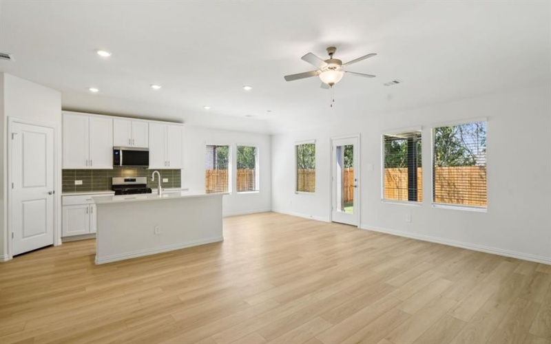 2206 Rannoch Street, Sherman, TX 75092, 4 Bedrooms Bedrooms, ,3 BathroomsBathrooms,Residential,For Sale,2206 Rannoch Street,0,21120932