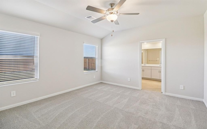 2202 Rannoch Street, Sherman, TX 75092, 3 Bedrooms Bedrooms, ,2 BathroomsBathrooms,Residential,For Sale,2202 Rannoch Street,0,21120939