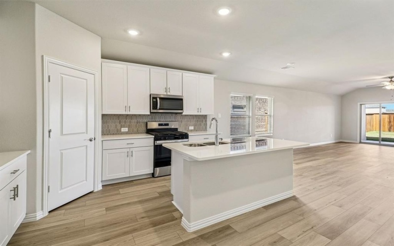 2202 Rannoch Street, Sherman, TX 75092, 3 Bedrooms Bedrooms, ,2 BathroomsBathrooms,Residential,For Sale,2202 Rannoch Street,0,21120939