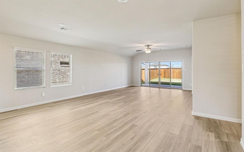 2202 Rannoch Street, Sherman, TX 75092, 3 Bedrooms Bedrooms, ,2 BathroomsBathrooms,Residential,For Sale,2202 Rannoch Street,0,21120939