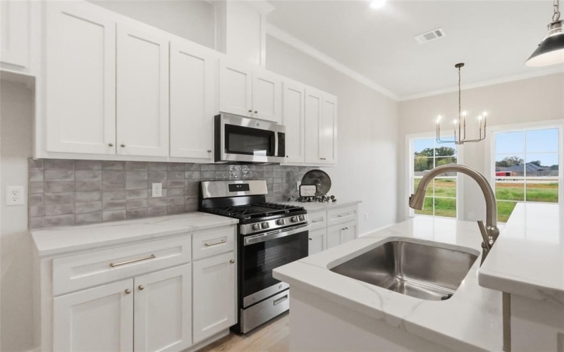 1941 Rossie Lee Drive, Bossier City, LA 71112, 3 Bedrooms Bedrooms, ,2 BathroomsBathrooms,Residential,For Sale,1941 Rossie Lee Drive,0,21122371