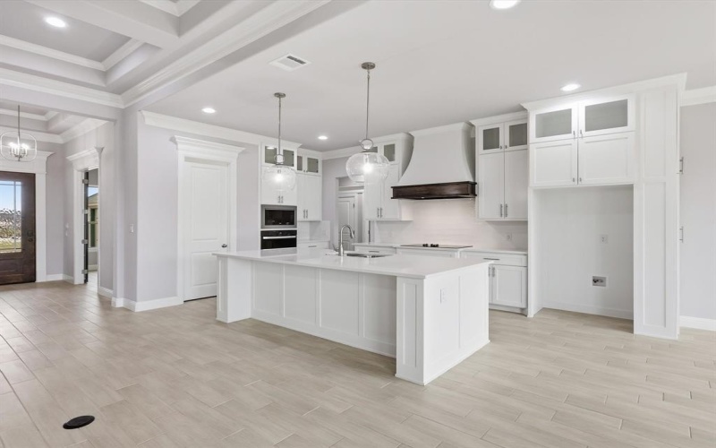 2005 Middlewood Circle, Granbury, TX 76049, 5 Bedrooms Bedrooms, ,2 BathroomsBathrooms,Residential,For Sale,2005 Middlewood Circle,0,21124062