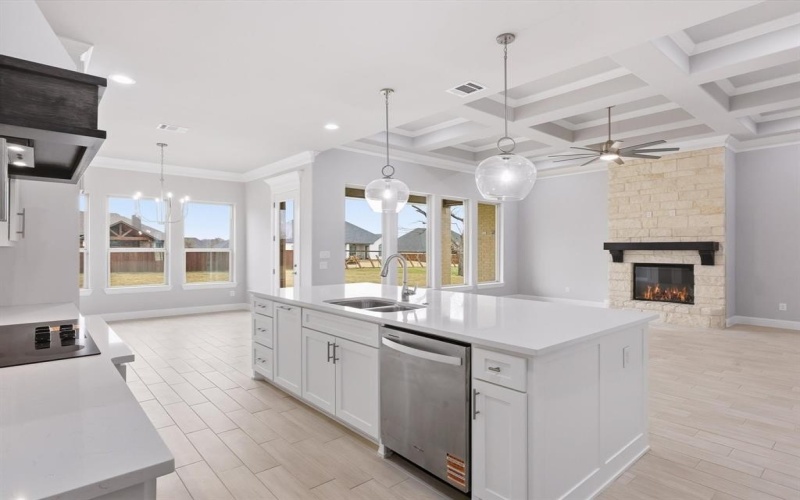 2005 Middlewood Circle, Granbury, TX 76049, 5 Bedrooms Bedrooms, ,2 BathroomsBathrooms,Residential,For Sale,2005 Middlewood Circle,0,21124062