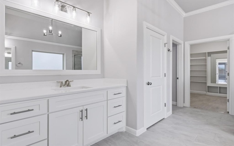 2005 Middlewood Circle, Granbury, TX 76049, 5 Bedrooms Bedrooms, ,2 BathroomsBathrooms,Residential,For Sale,2005 Middlewood Circle,0,21124062