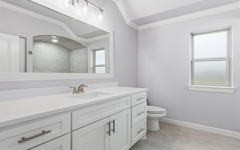 2005 Middlewood Circle, Granbury, TX 76049, 5 Bedrooms Bedrooms, ,2 BathroomsBathrooms,Residential,For Sale,2005 Middlewood Circle,0,21124062