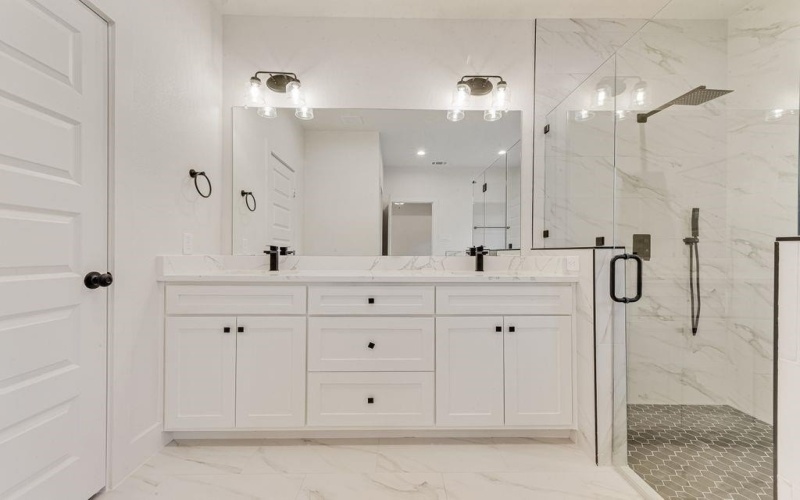 529 Berke Street, Newark, TX 76071, 3 Bedrooms Bedrooms, ,2 BathroomsBathrooms,Residential,For Sale,529 Berke Street,0,21124548