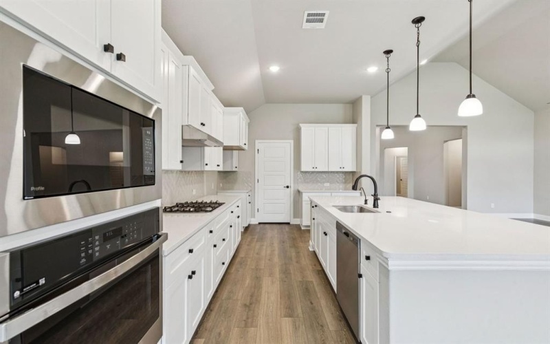 720 Cherry Bark Trail, Waxahachie, TX 75165, 4 Habitaciones Habitaciones , ,3 BañosBaños,Residential,En Venta,720 Cherry Bark Trail,0,21126977