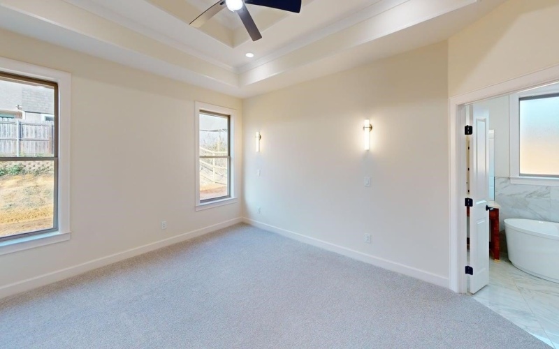 2511 WINDMILL LN, Longview, TX 75601, 4 Habitaciones Habitaciones , ,3 BañosBaños,Residential,En Venta,2511 WINDMILL LN,0,20250175