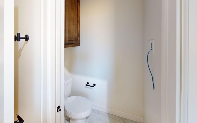 2511 WINDMILL LN, Longview, TX 75601, 4 Habitaciones Habitaciones , ,3 BañosBaños,Residential,En Venta,2511 WINDMILL LN,0,20250175