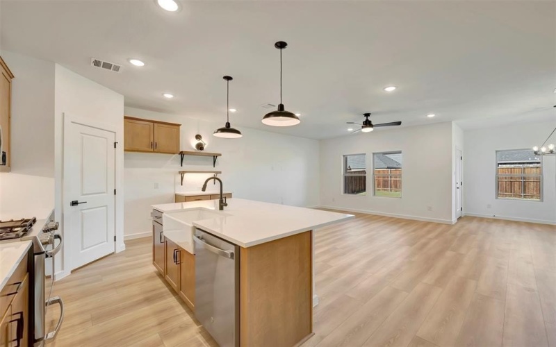 524 Brookside Drive, Van Alstyne, TX 75495, 4 Bedrooms Bedrooms, ,2 BathroomsBathrooms,Residential,For Sale,524 Brookside Drive,0,21127030