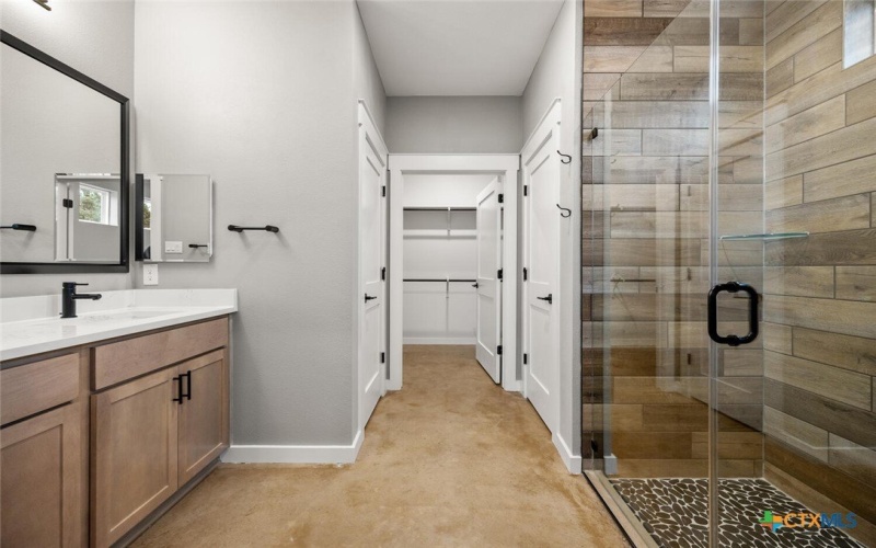 526 Eastview Drive, Canyon Lake, TX 78133, 3 Bedrooms Bedrooms, ,2 BathroomsBathrooms,Residential,For Sale,526 Eastview Drive,0,599376