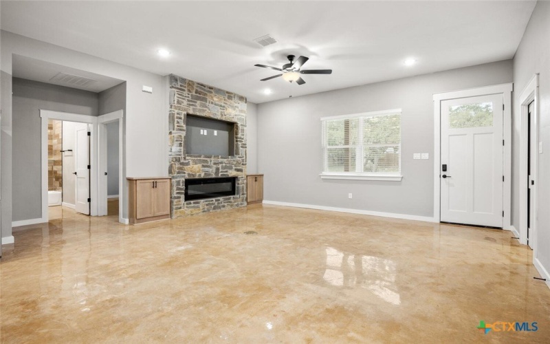 526 Eastview Drive, Canyon Lake, TX 78133, 3 Bedrooms Bedrooms, ,2 BathroomsBathrooms,Residential,For Sale,526 Eastview Drive,0,599376