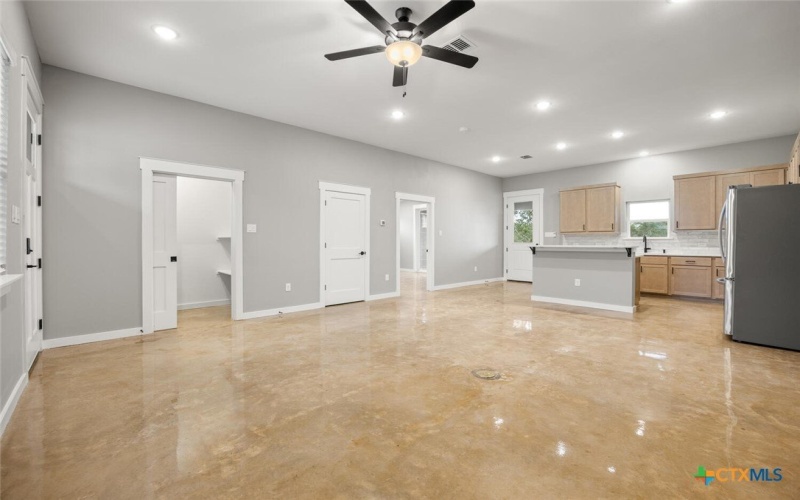 526 Eastview Drive, Canyon Lake, TX 78133, 3 Bedrooms Bedrooms, ,2 BathroomsBathrooms,Residential,For Sale,526 Eastview Drive,0,599376