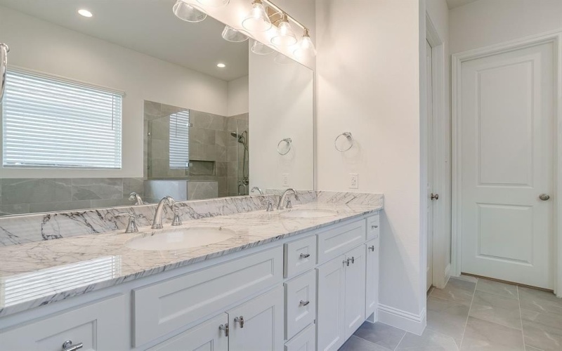 14436 Walsh Avenue, Fort Worth, TX 76008, 4 Habitaciones Habitaciones , ,3 BañosBaños,Residential,En Venta,14436 Walsh Avenue,0,21125316