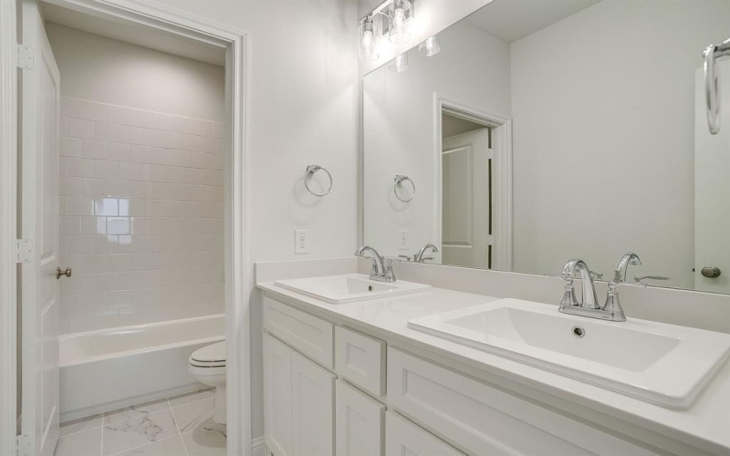 14436 Walsh Avenue, Fort Worth, TX 76008, 4 Habitaciones Habitaciones , ,3 BañosBaños,Residential,En Venta,14436 Walsh Avenue,0,21125316