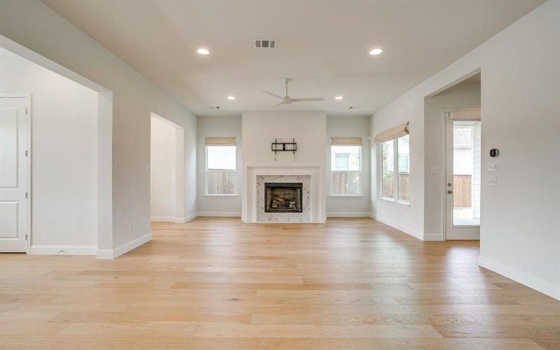 14436 Walsh Avenue, Fort Worth, TX 76008, 4 Habitaciones Habitaciones , ,3 BañosBaños,Residential,En Venta,14436 Walsh Avenue,0,21125316