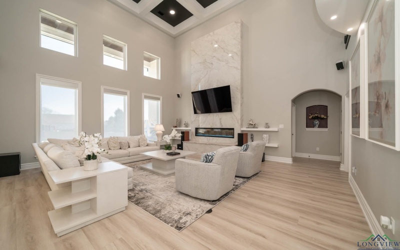 120 Katie Ln, Tatum, TX 75691, 6 Habitaciones Habitaciones , ,6 BañosBaños,Residential,En Venta,120 Katie Ln,20250401