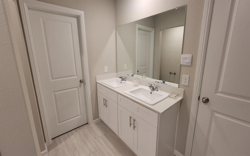 9429 MINT HILL Drive, Fort Worth, TX 76108, 4 Habitaciones Habitaciones , ,2 BañosBaños,Residential,En Venta,9429 MINT HILL Drive,0,21125516