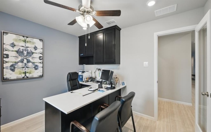 5404 ROLLINS Drive, Denton, TX 76249, 5 Habitaciones Habitaciones , ,3 BañosBaños,Residential,En Venta,5404 ROLLINS Drive,0,21125601