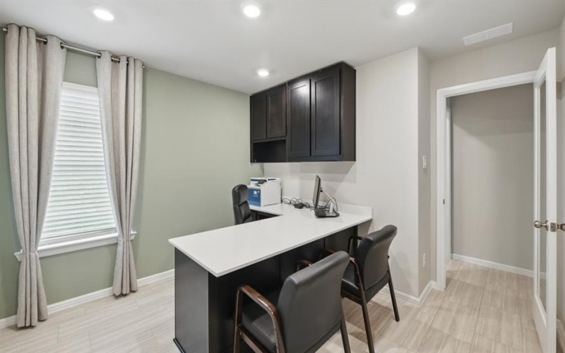 5404 ROLLINS Drive, Denton, TX 76249, 5 Habitaciones Habitaciones , ,3 BañosBaños,Residential,En Venta,5404 ROLLINS Drive,0,21125601