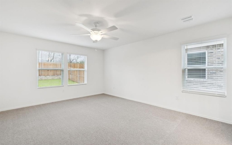 2728 Pecan Park Drive, Denton, TX 76208, 4 Bedrooms Bedrooms, ,2 BathroomsBathrooms,Residential,For Sale,2728 Pecan Park Drive,0,21126256