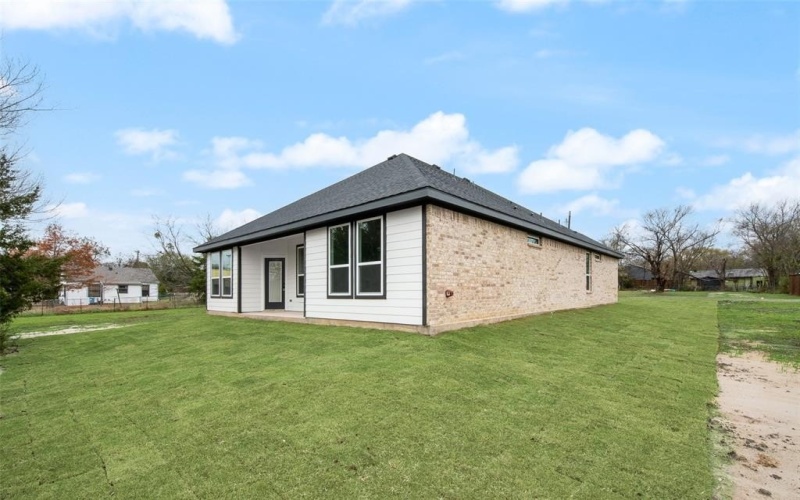 1505 Up The Grove Street, Greenville, TX 75401, 4 Bedrooms Bedrooms, ,2 BathroomsBathrooms,Residential,For Sale,1505 Up The Grove Street,0,21126345