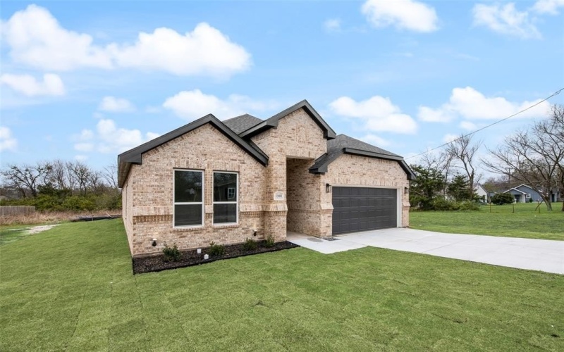 1505 Up The Grove Street, Greenville, TX 75401, 4 Bedrooms Bedrooms, ,2 BathroomsBathrooms,Residential,For Sale,1505 Up The Grove Street,0,21126345