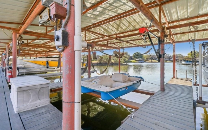 506 Brazos Harbor Drive, Granbury, TX 76048, 1 Dormitorio Habitaciones , ,1 BañoBaños,Residential,En Venta,506 Brazos Harbor Drive,0,21126387