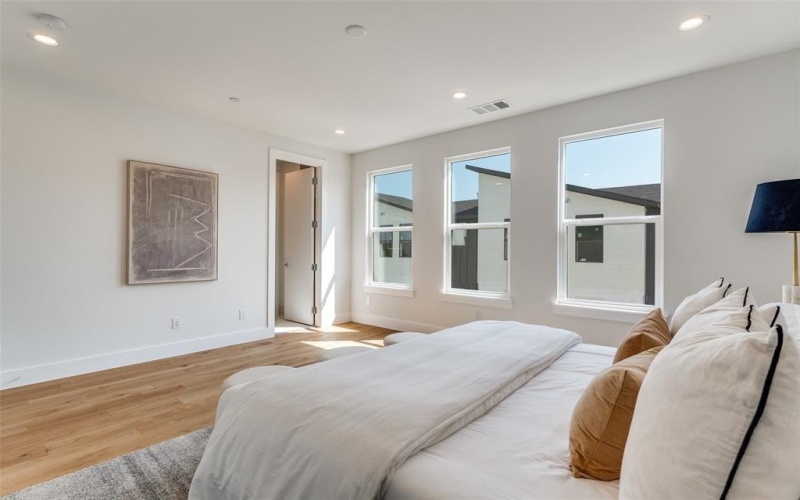 3940 Spring Valley Road #3, Farmers Branch, TX 75001, 2 Habitaciones Habitaciones , ,2 BañosBaños,Residential,En Venta,3940 Spring Valley Road,0,21126475