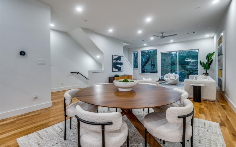 14911 Reserve Circle, Addison, TX 75001, 3 Habitaciones Habitaciones , ,3 BañosBaños,Residential,En Venta,14911 Reserve Circle,0,21126488