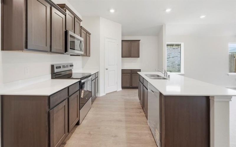 5108 Elk Ridge Drive, Denton, TX 76207, 4 Bedrooms Bedrooms, ,3 BathroomsBathrooms,Residential,For Sale,5108 Elk Ridge Drive,0,21126593