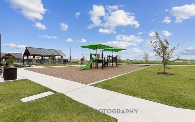 536 Lockhart Street, Waxahachie, TX 75165, 4 Bedrooms Bedrooms, ,3 BathroomsBathrooms,Residential,For Sale,536 Lockhart Street,0,21126602