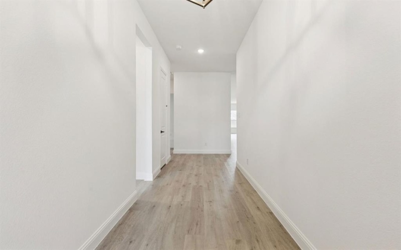 5409 Bardwell Drive, Denton, TX 76226, 4 Habitaciones Habitaciones , ,2 BañosBaños,Residential,En Venta,5409 Bardwell Drive,0,21126624